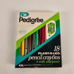 Vintage 1974 Pedigree Plast-O-Led Pencil Crayons 18 Colors With Sharpener USA